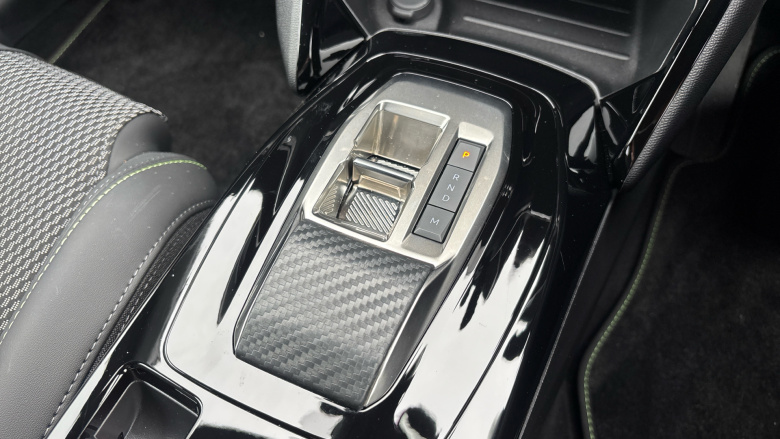 Peugeot 208 1.2 Hybrid 136 GT 5dr e-DSC6 Petrol Hatchback